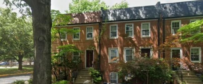 property at 517 G St SW