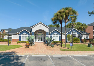 Acasa Bainbridge in Tallahassee, FL - Foto de edificio - Building Photo