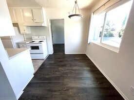 11755 National Blvd in Los Angeles, CA - Building Photo