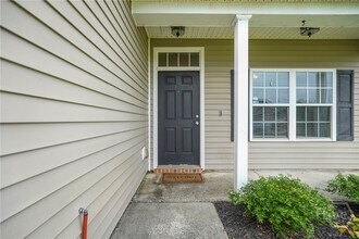 25 Evergreen Oak Dr in Richmond Hill, GA - Foto de edificio - Building Photo