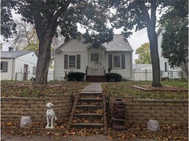 5027 6th St NE in Minneapolis, MN - Building Photo