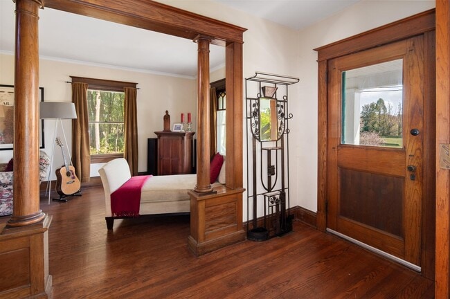 703 Church Ave in Germantown, NY - Building Photo - Building Photo