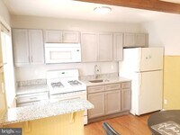 2046 Harman Ave photo'