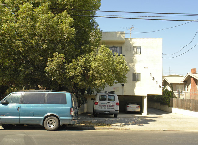 1315 N Fuller Ave in Los Angeles, CA - Building Photo - Building Photo