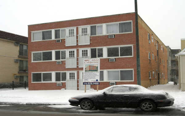 4044 N California Ave in Chicago, IL - Building Photo