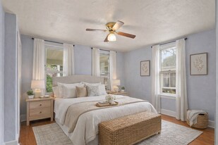 930 E Dayton St in Madison, WI - Building Photo