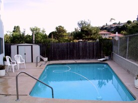 4812 Browndeer Ln in Rancho Palos Verdes, CA - Building Photo