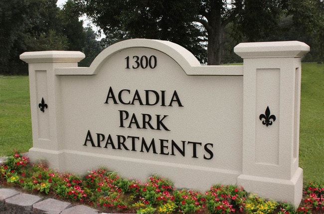 Acadia Park Apartments in Houma, LA - Building Photo - Building Photo