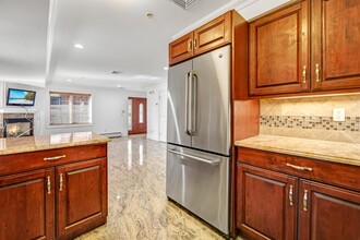 2132 Linwood Ave in Fort Lee, NJ - Building Photo - Building Photo