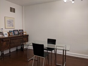 1422 W Diversey Pkwy-Unit -1 in Chicago, IL - Building Photo - Building Photo