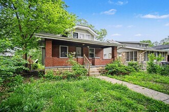 5531 Euclid Ave E in Kansas City, MO - Building Photo - Building Photo