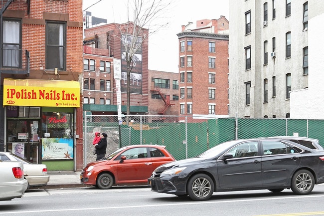 463 W 125th St in New York, NY - Building Photo - Primary Photo