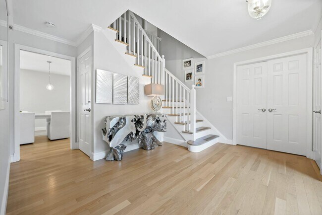 8 Eldredge Pl in Rye, NY - Building Photo - Building Photo