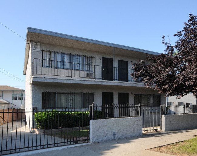 840 W Laconia Blvd in Los Angeles, CA - Building Photo - Building Photo