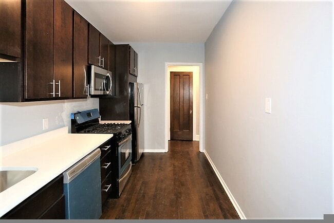 5306 N Ashland Ave, Unit 3 in Chicago, IL - Building Photo - Building Photo