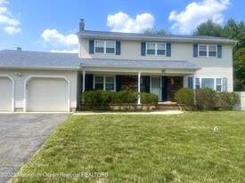 87 Cooper Ave in West Long Branch, NJ - Building Photo