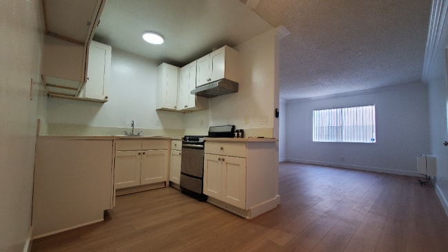 1230 W Hillandale Ave in La Habra, CA - Building Photo - Building Photo