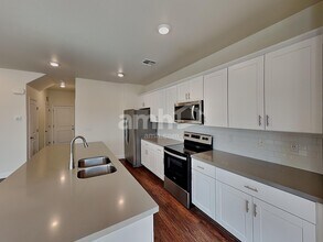 707 Terrain Star Ave, Unit 134 in North Las Vegas, NV - Foto de edificio - Building Photo