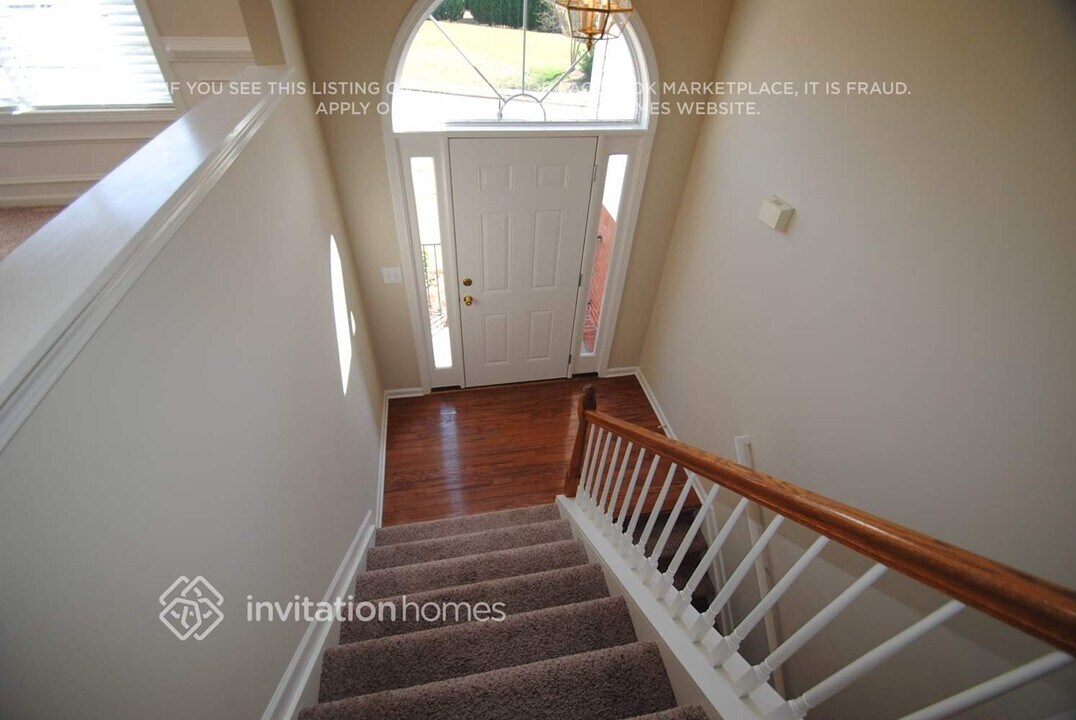 895 Lewis Ridge Cir in Lawrenceville, GA - Building Photo