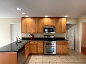 2N470 Lloyd Ave in Lombard, IL - Building Photo - Building Photo