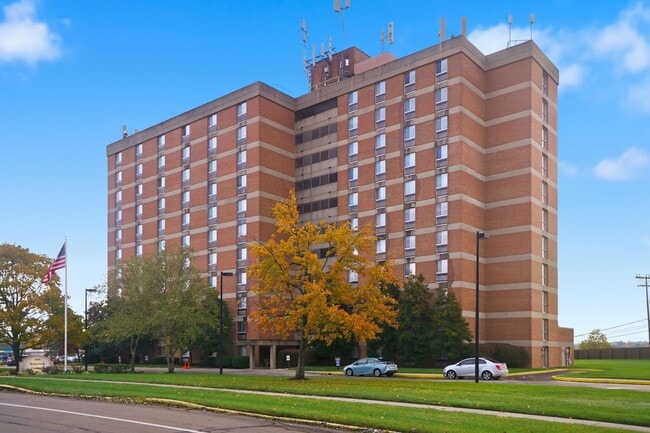 Emerson Center 62+ Senior Apartments in Lexington, KY - Building Photo - Building Photo