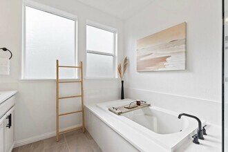 5723 Synergy Ct in San Jose, CA - Building Photo - Building Photo