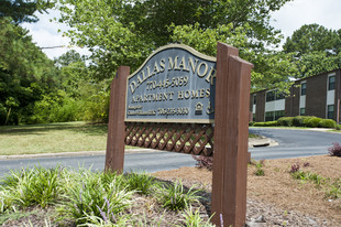 Dallas Manor Apartments