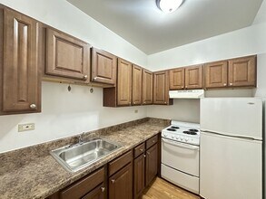 1850 N Humboldt Blvd in Chicago, IL - Building Photo - Building Photo