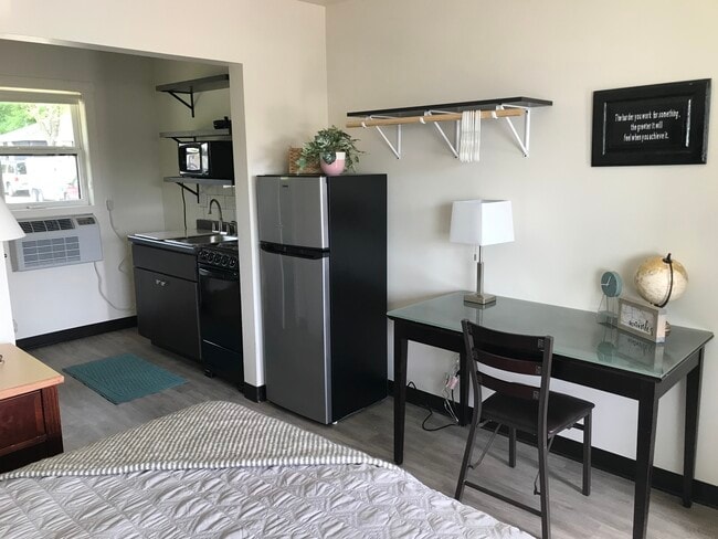 1600 Marion Rd SE, Unit 10