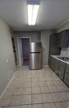 1141 NE Chester Ave in Topeka, KS - Building Photo - Building Photo