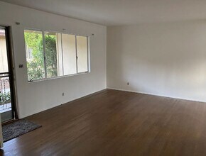 523 S Baldwin Ave in Arcadia, CA - Building Photo - Building Photo