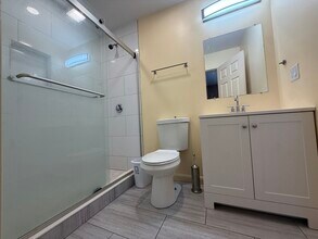 574 Warren Ave in Brockton, MA - Building Photo - Building Photo