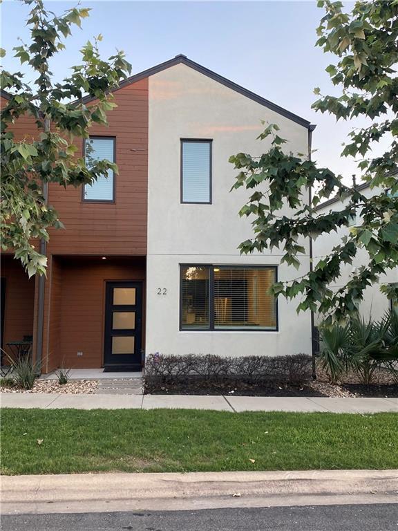 property at 1021 1/2 E 38th St