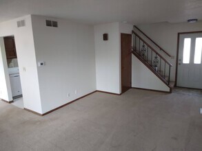1448 Breckinridge Ct in Ames, IA - Building Photo - Building Photo