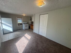 124 SE 38th St in Oklahoma City, OK - Building Photo - Building Photo