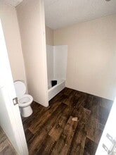 2001 W Loop 304 in Crockett, TX - Building Photo - Building Photo