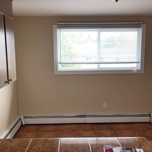 1044 Somerset St in Saint John, NB - Building Photo - Building Photo