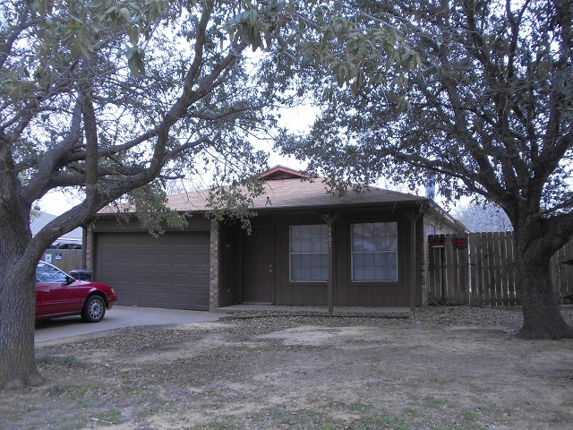 3407 Wildrye Dr in College Station, TX - Building Photo
