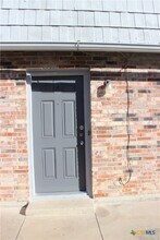 1303 Wales Dr in Killeen, TX - Building Photo - Building Photo