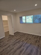 2700 Cahuenga Blvd E, Unit CHTC 3209 in Los Angeles, CA - Building Photo - Building Photo