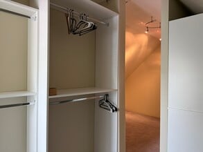 353 Millburn Ave, Unit Millburn Duplex in Millburn, NJ - Building Photo - Building Photo