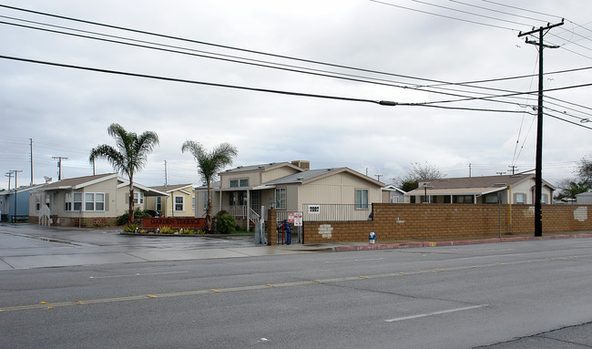 Garden Terrace Estates in Garden Grove, CA - Building Photo - Building Photo