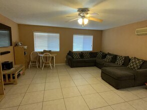 251 Ventana Village Ln in Henderson, NV - Building Photo - Building Photo