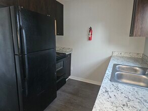 5533 Huwood Ave in Jacksonville, FL - Building Photo - Building Photo