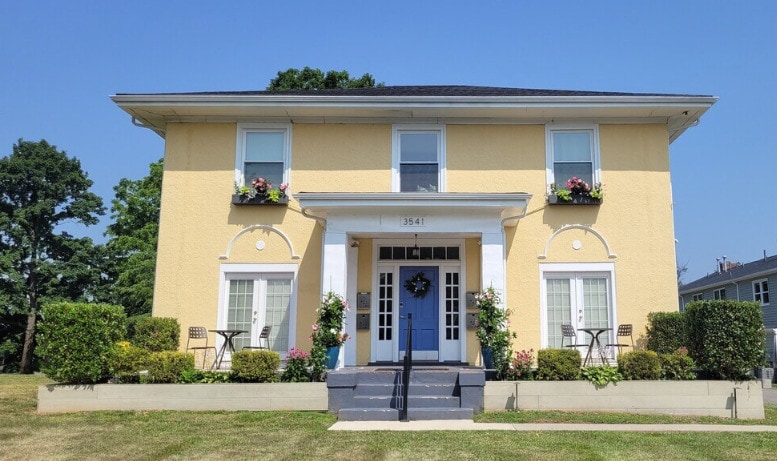 Villa Forte in Lynchburg, VA - Foto de edificio