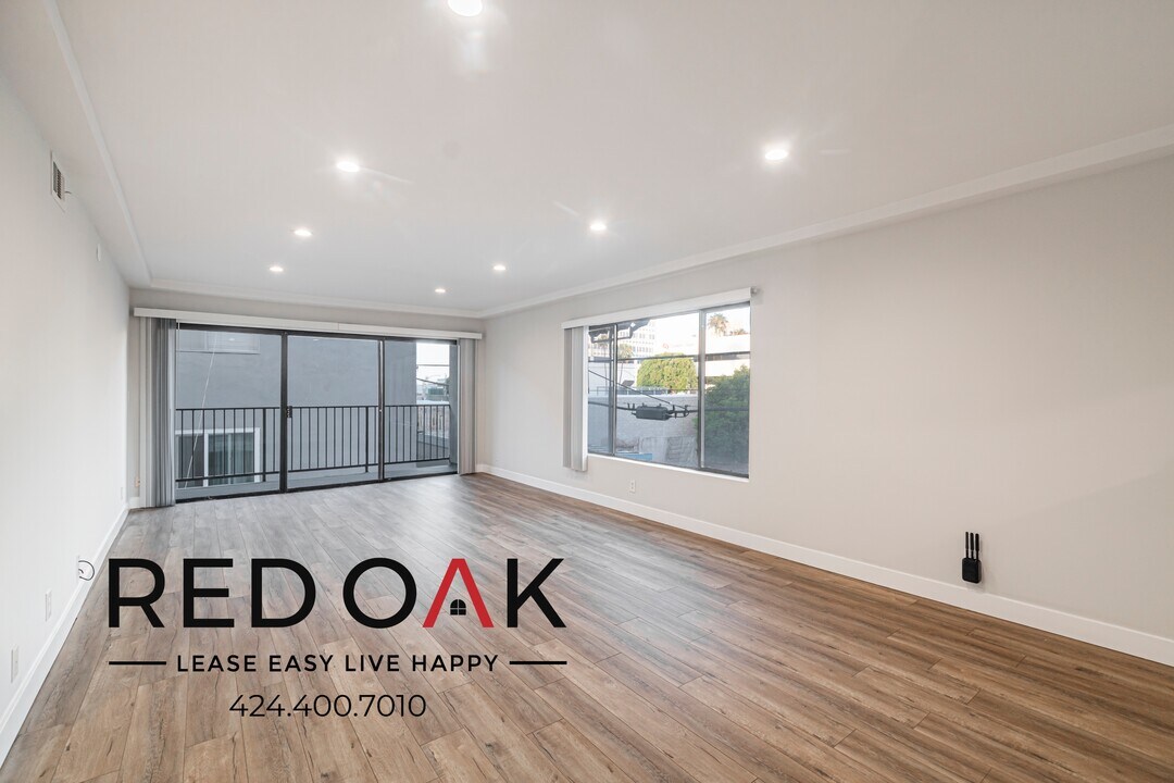121 N Hamilton Dr in Beverly Hills, CA - Building Photo