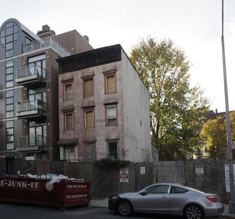 78 Adelphi St in Brooklyn, NY - Building Photo