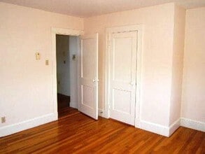 388 Highland Ave, Unit 30B in Somerville, MA - Foto de edificio - Building Photo