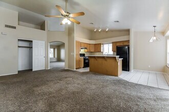 9491 E Caldwell Dr in Tucson, AZ - Building Photo - Building Photo