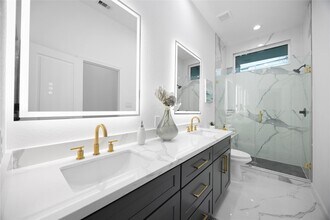 5125 Doolittle Blvd in Houston, TX - Building Photo - Building Photo